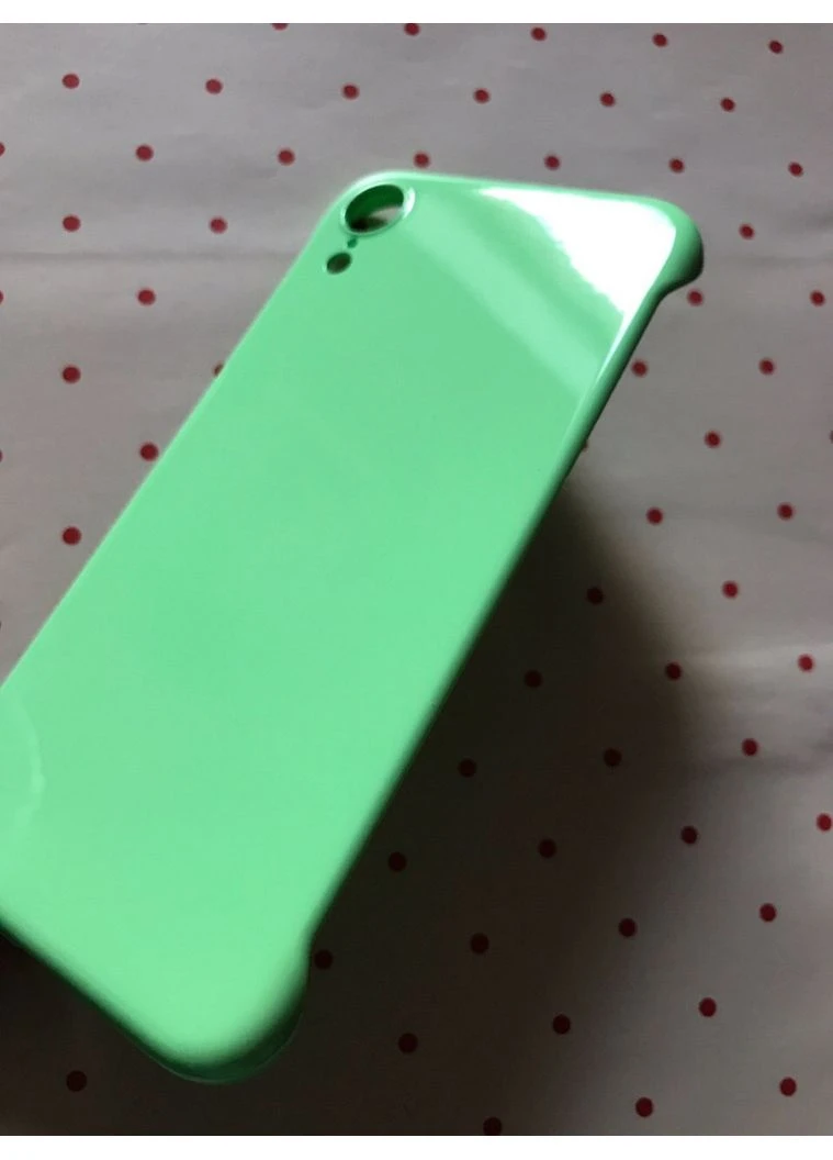 Пластиковый глянцевый чехол-накладка на iPhone XR Салатовый Creative (359496885)