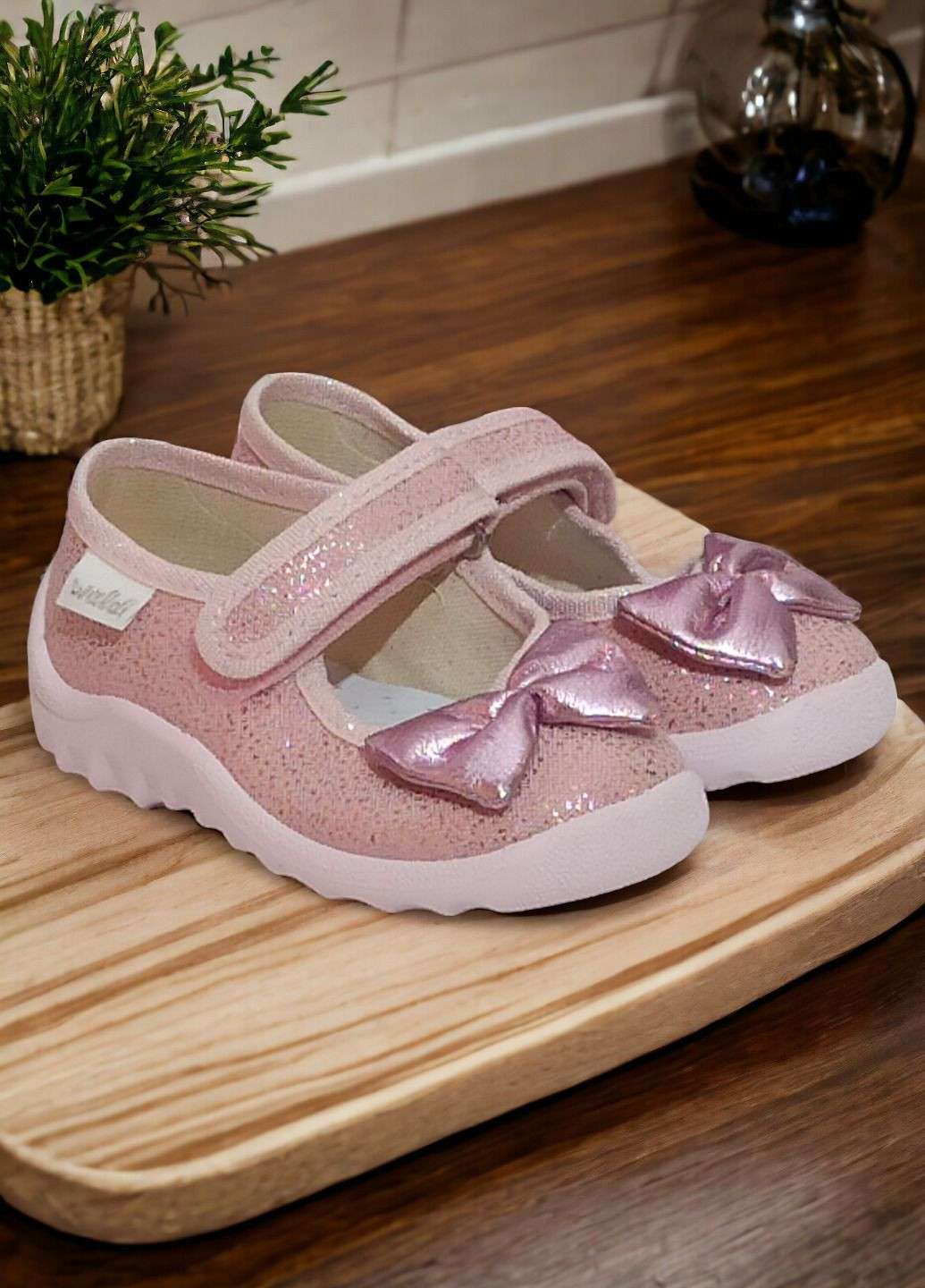 Дитячі ортопедичні тапочки капчики на липучці для дівчинки Waldi (327432066)