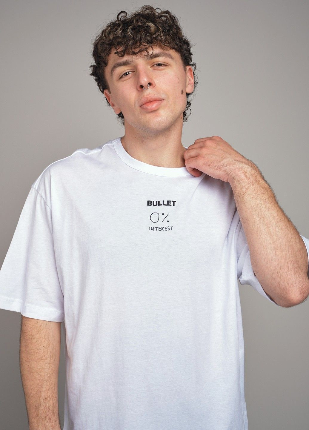 Біла чоловіча футболка оверсайз з написом 103351 Power