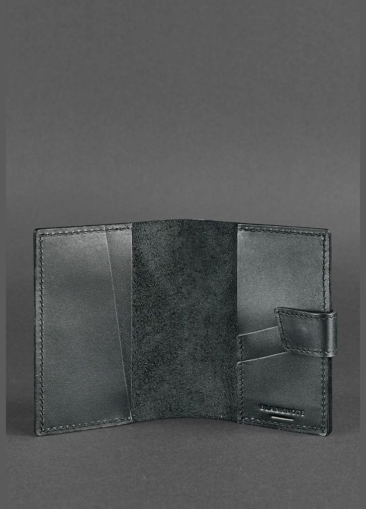 Шкіряна обкладинка для паспорта 4.0 чорна (A-026462) BlankNote (329742894)