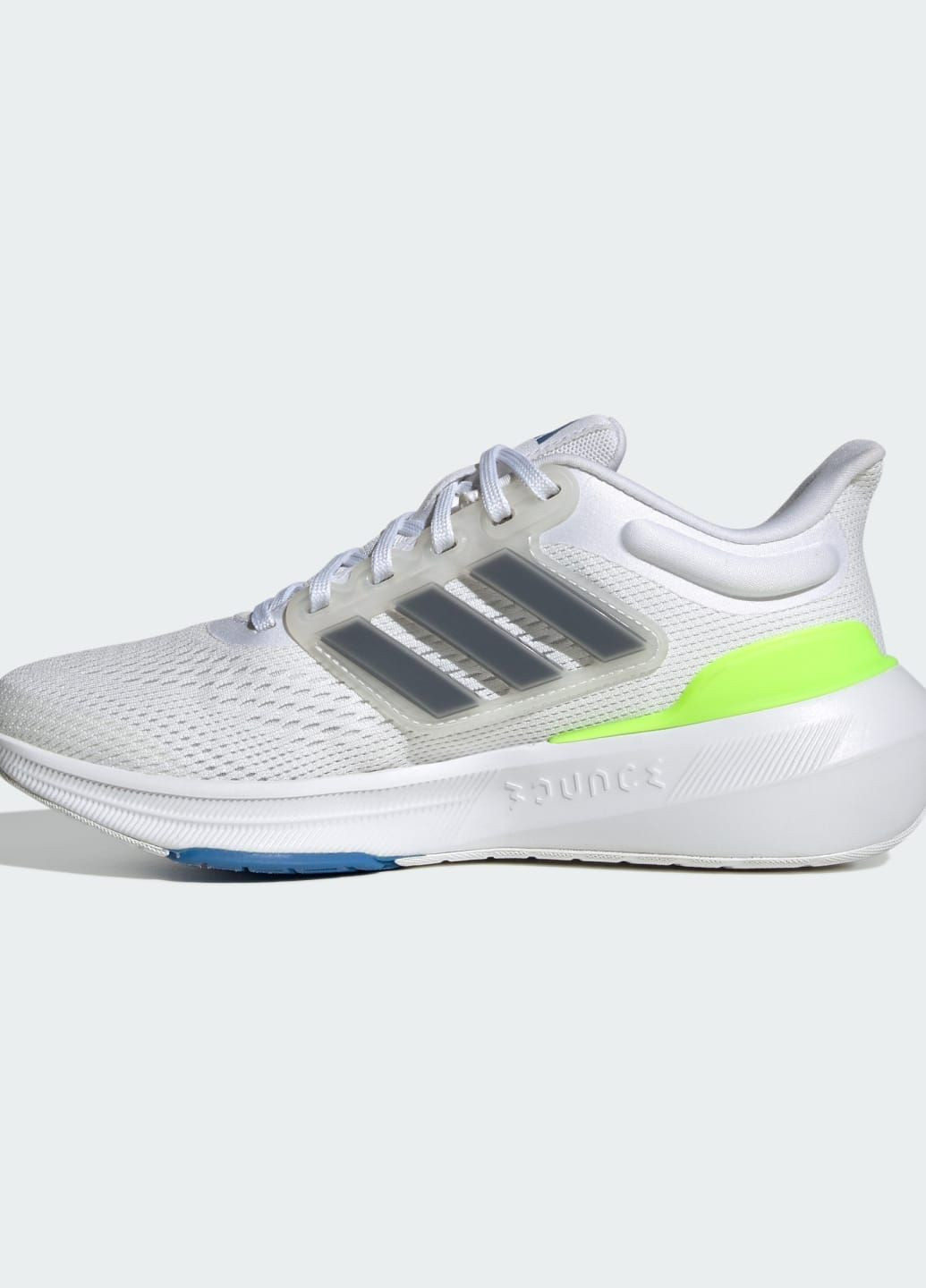 Білі всесезонні кросівки ultrabounce junior adidas