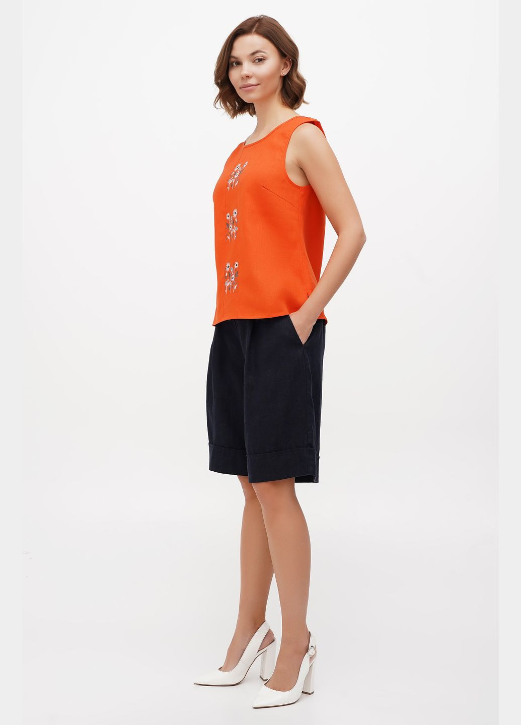 Помаранчева вишиванка. жіноча блуза з тонкого льону без рукавів з квітами белла., р., код 9414/44/320 ГАЛЕРЕЯ ЛЬОНУ