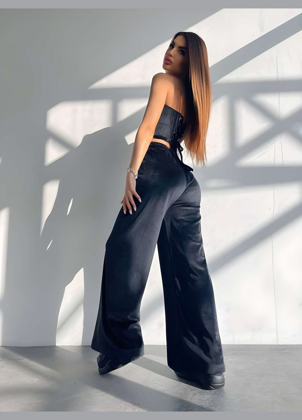 Мягкий велюровый костюм тройка с корсетом, женский спортивный костюм на... No Brand (331283901)