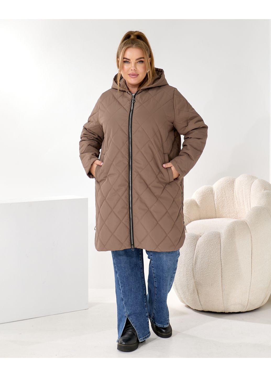 Кофейная демисезонная куртка Zemal