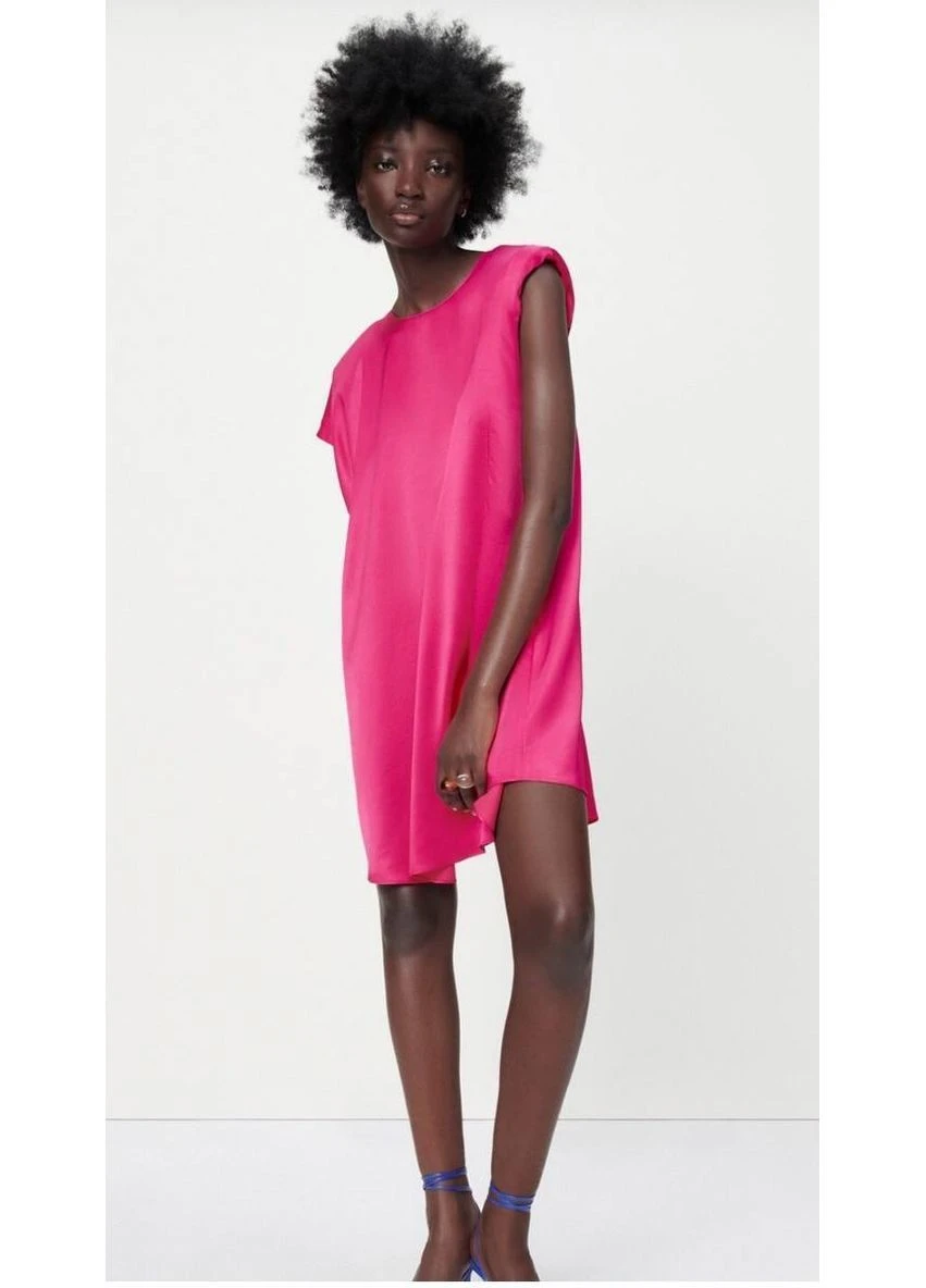Розовое платье Zara