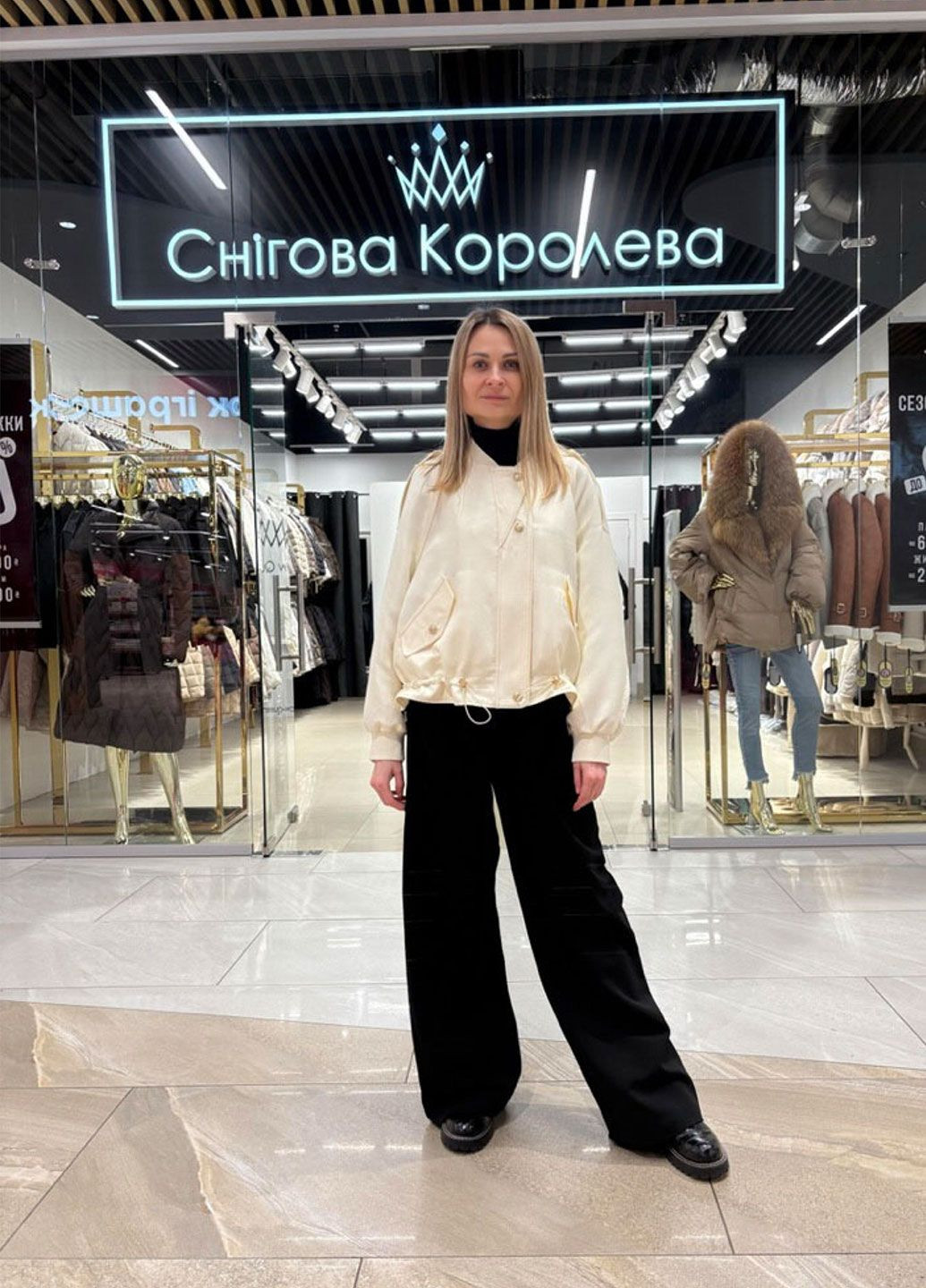 Молочная демисезонная женский тренч 9913 black CHANEVIA