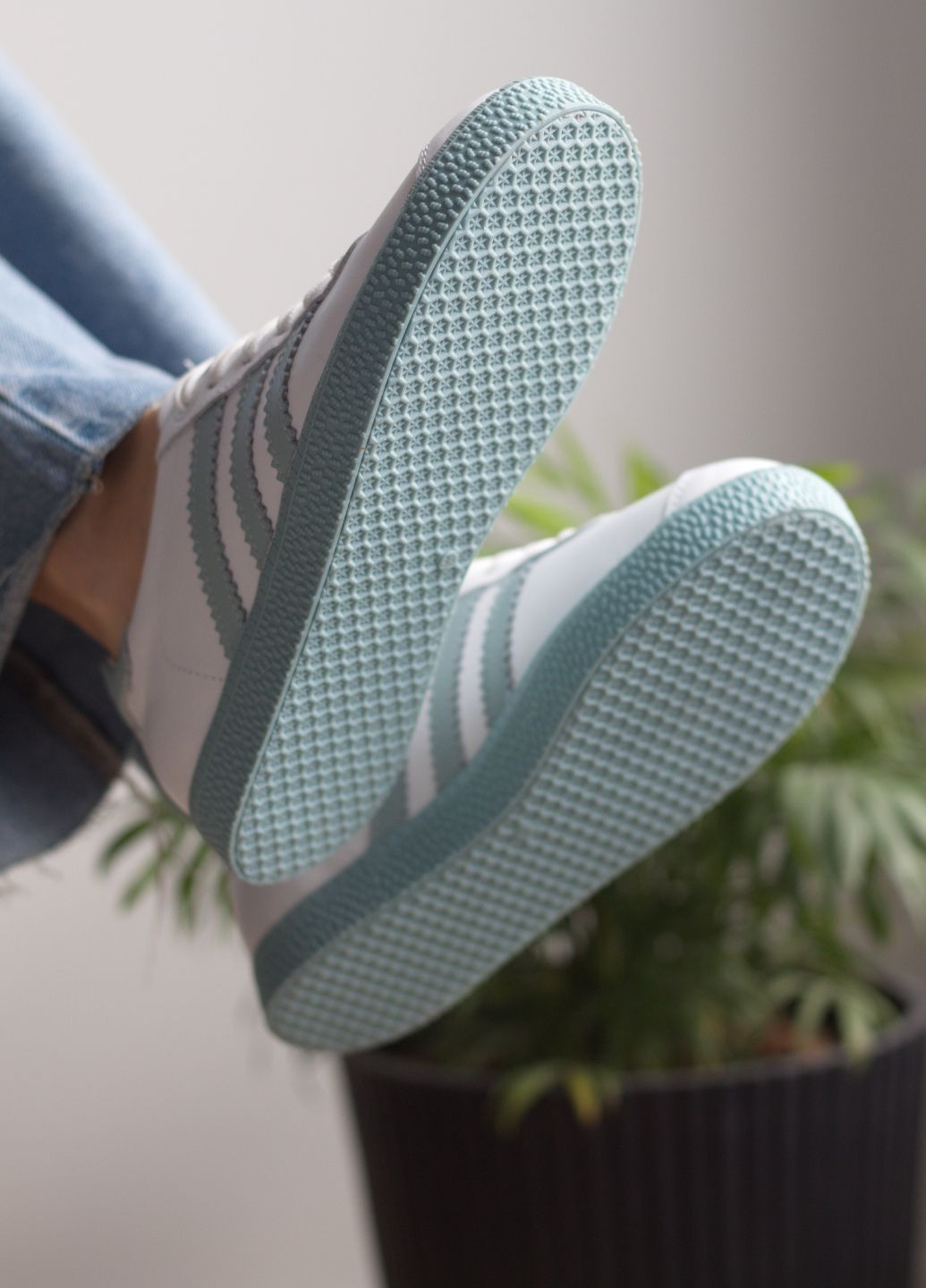 Кроссовки женские из натуральной кожи Газель Zlett 1212 белые демисезоны (317234925)