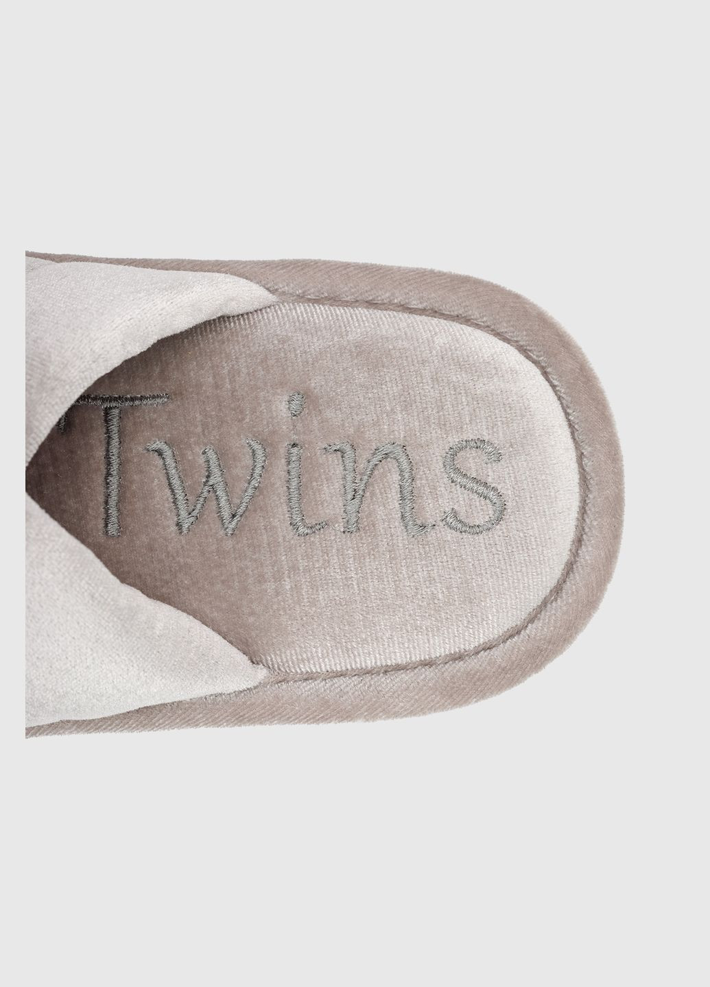 Серые тапочки Twins
