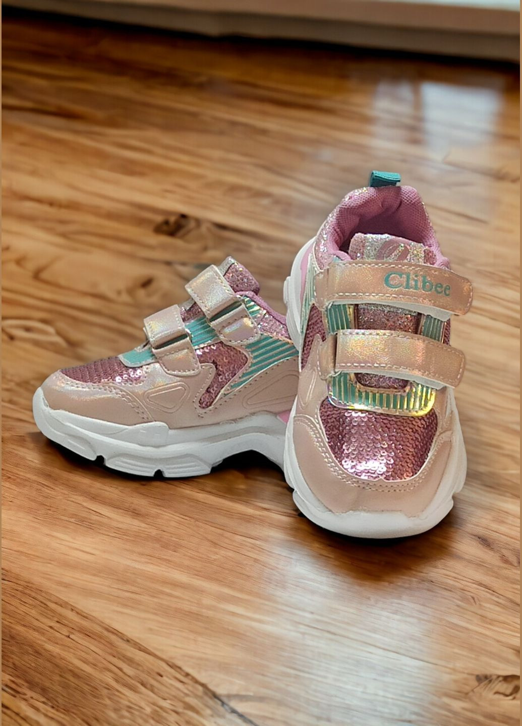 Рожеві осінні дитячі кросівки для дівчинки 96 Clibee