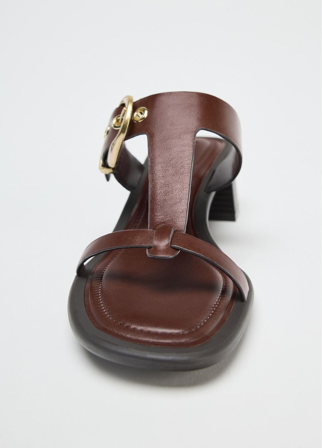 Коричневые босоножки Zara
