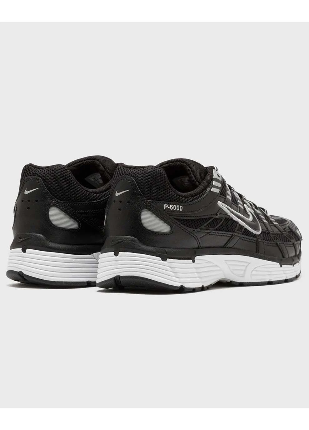 Черные демисезонные мужские кроссовки p-6000 черный Nike