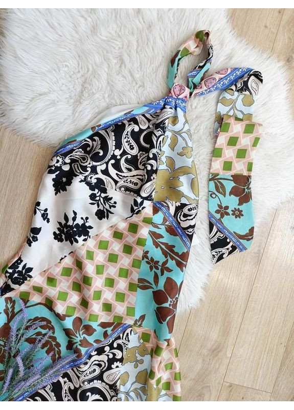 Комбінована атласна сукня з принтом у стилі печворк Zara
