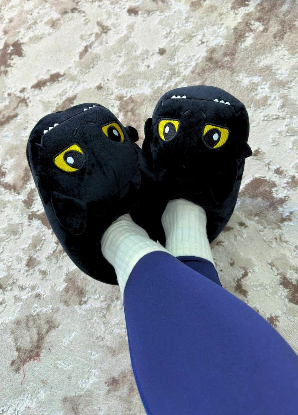 Капці для підлітків та дорослих Беззубик чорний плюшеві Lalapka (363975892)