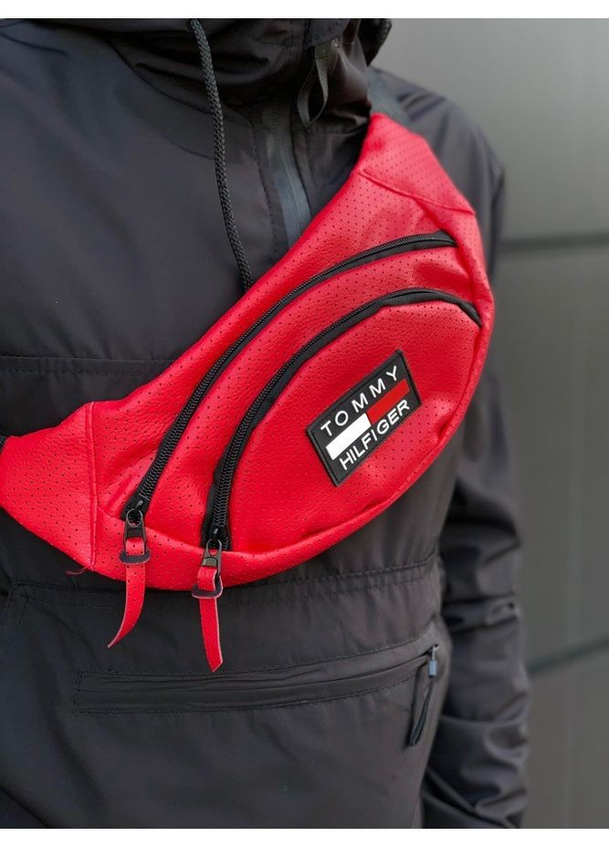 Бананка из перфорированного кожзама удобна универсальна No Brand (360817950)