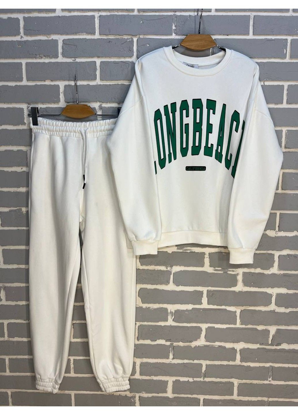 Костюм жіночий 399-488 спортивний утеплений світшот з написом оверсайз та штани на резинці Quzen (304062668)