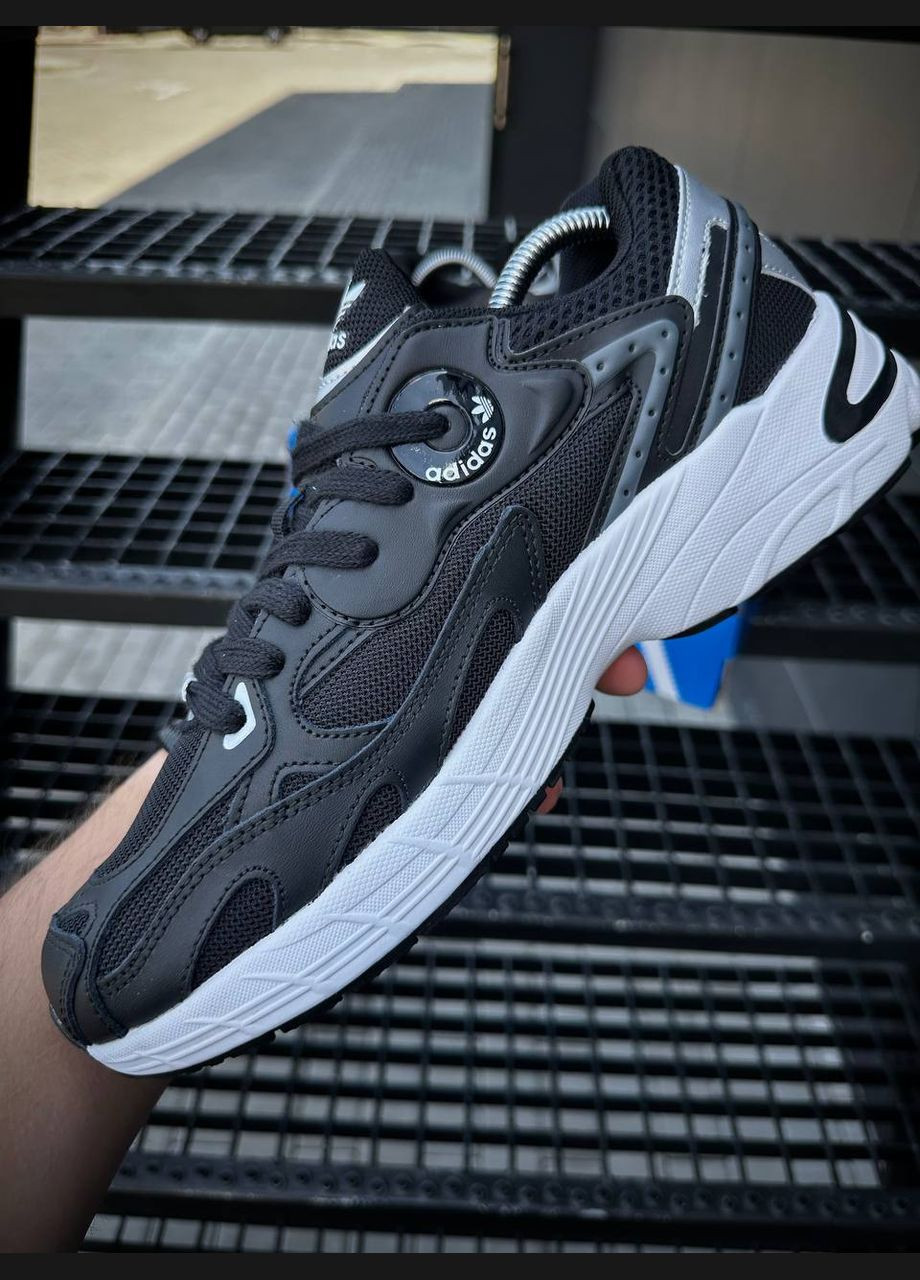 Чорно-білі Осінні чоловічі кросівки No Brand