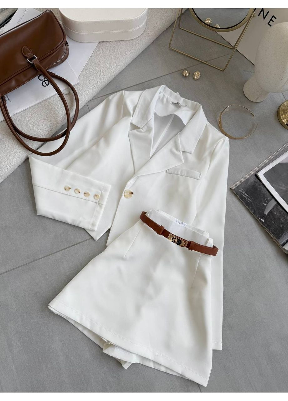 Женский костюм с юбкой-шортами. No Brand (360750189)