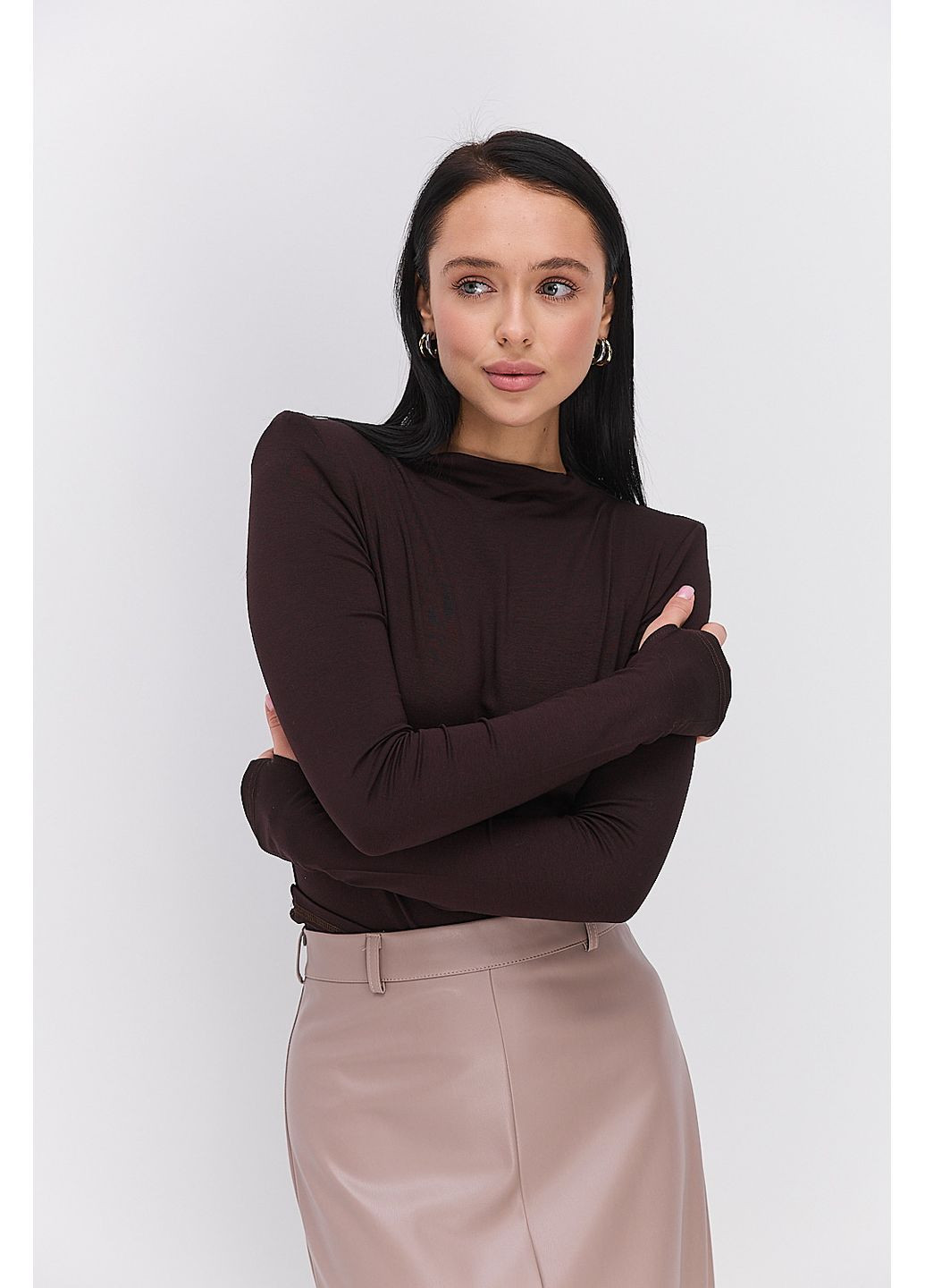 Жіночий лонгслів з плечиками і вирізом для великого пальця Arjen (370984616)