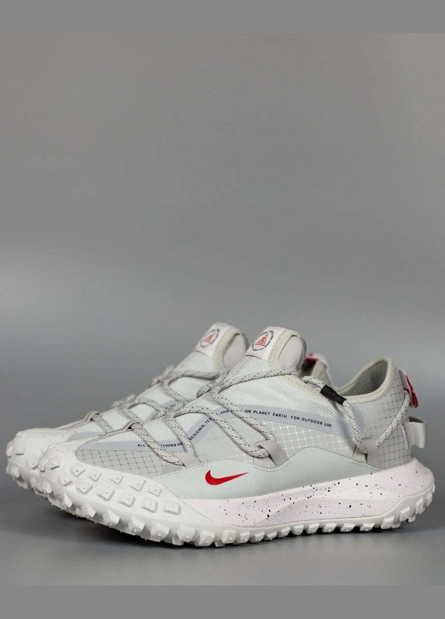 Серые мужские кроссовки трекинговые nike acg mountain fly low gore tex light grey No Brand