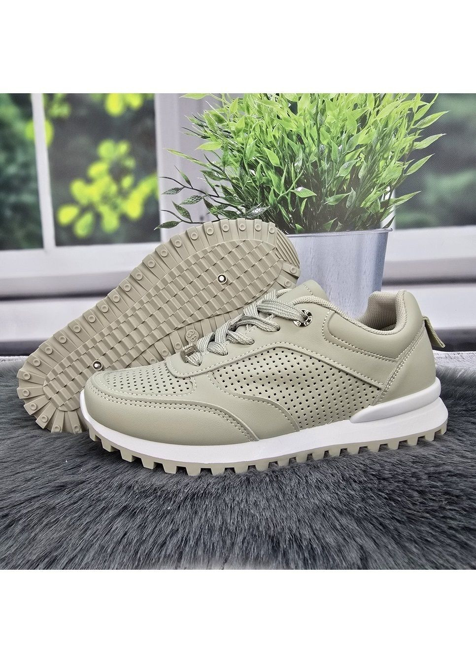 Кросівки жіночі Gipanis світло-сірі демісезони (322187636)