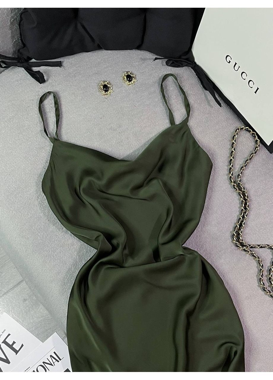 Оливкова (хакі) вечірня сукня жіноча KaraMix однотонна