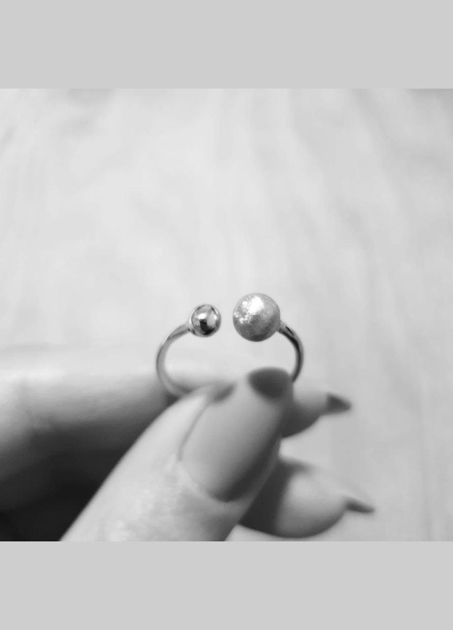 Срібна каблучка Тяжіння двох сфер без камінців Каштан (342335062)