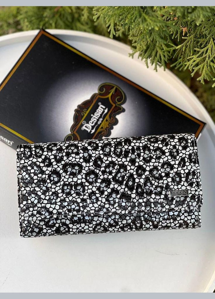 Гаманець жіночий Туреччина натуральна шкіра з лазерною обробкою чорний з срібним принтом лео 900-946 Desisan (341322553)