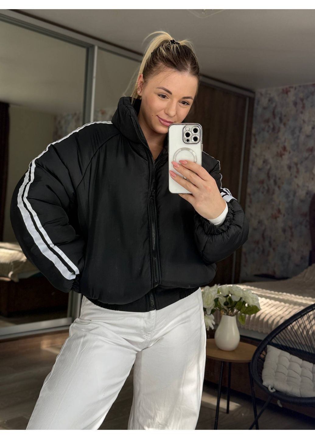 Чорна демісезонна куртка жіноча повсякденна Style Point