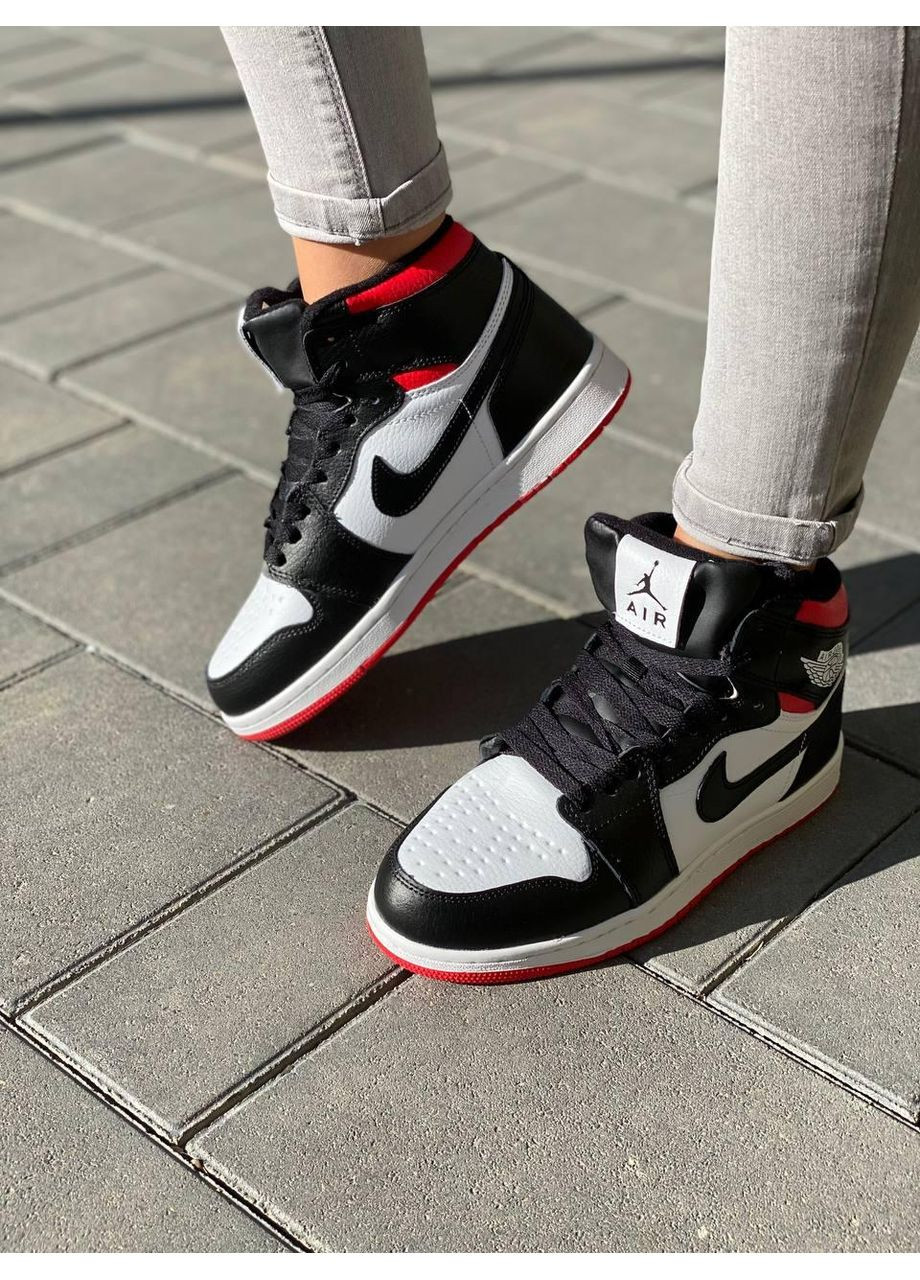 Чорні Зимовий кросівки чоловічі nike air jordan 1 retro mid red white black найк аір джордан No Brand