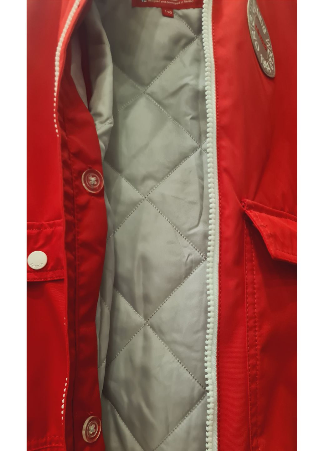 Красная демисезонная куртка ветровка Reima 521317
