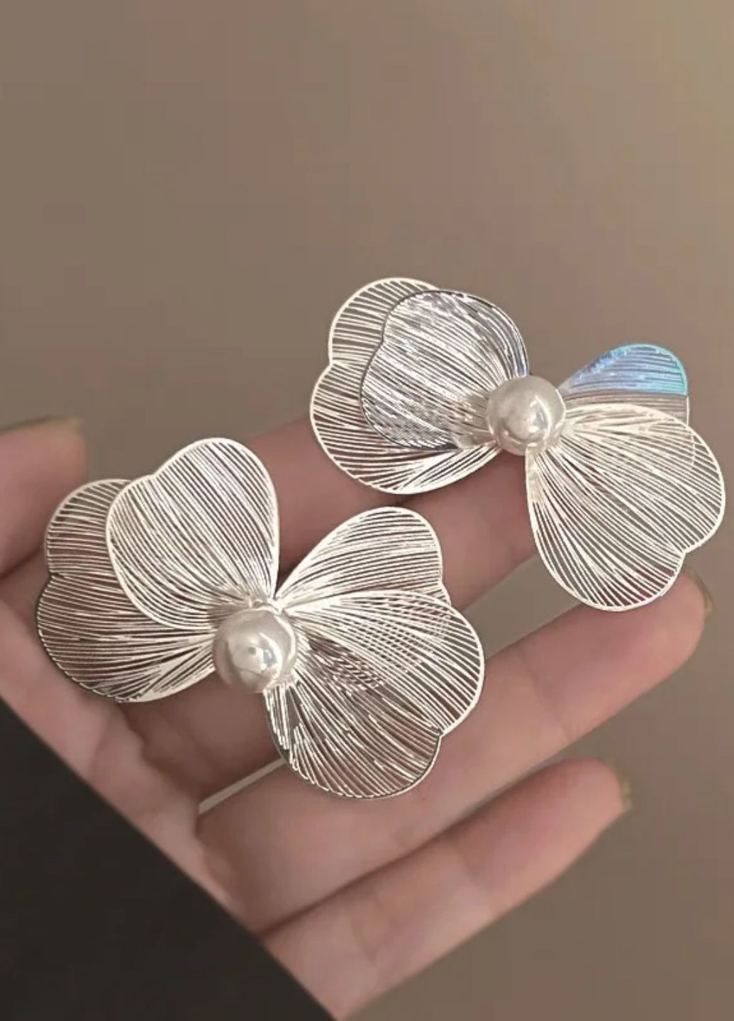 Сережки жіночі орхідеї з намистинками Fashion Jewelry (335081530)