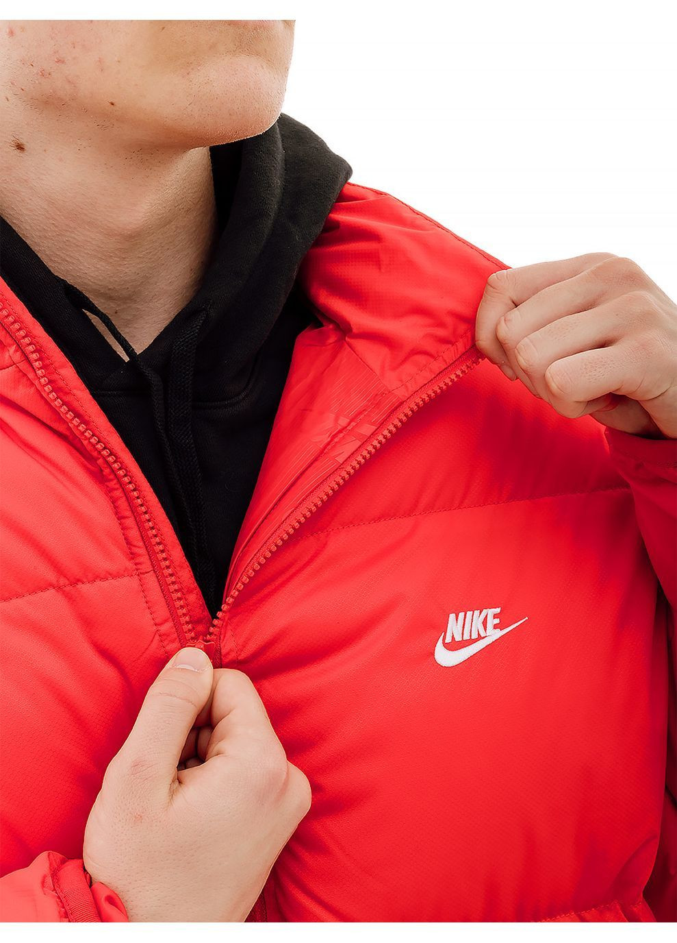 Червона зимня чоловіча куртка club puffer червоний Nike