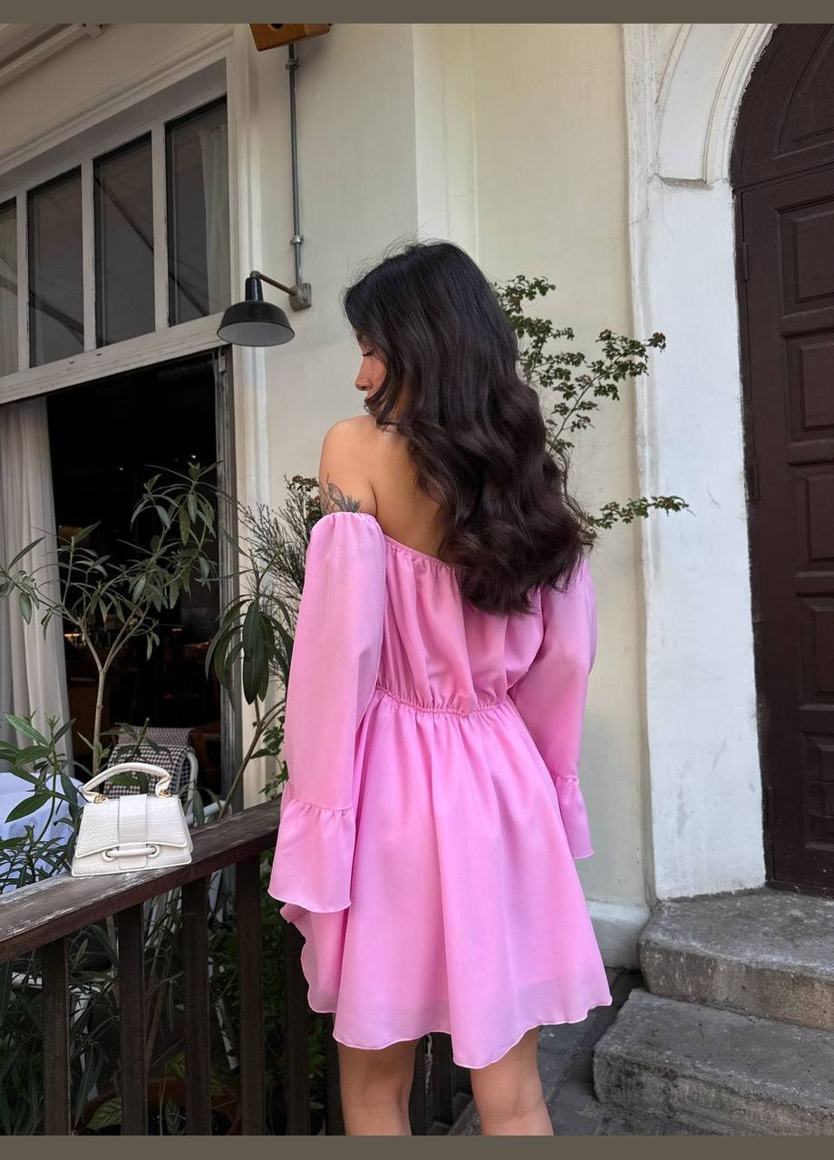 Розовое повседневный женское платье мини с открытыми плечами и объемными рукавами с открытыми плечами MonCher
