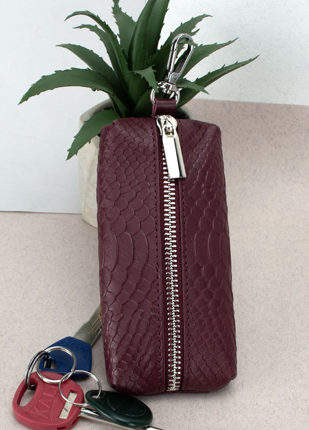 Подарунковий жіночий набір №88: косметичка + обкладинка на паспорт + ключниця (бордовий пітон) HandyCover (282724923)