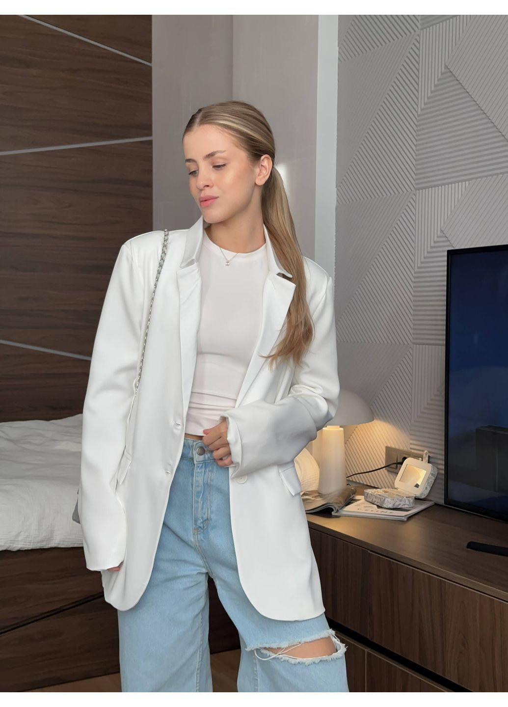 Белый женский женский удлиненный пиджак оверсайз Osoblyva -