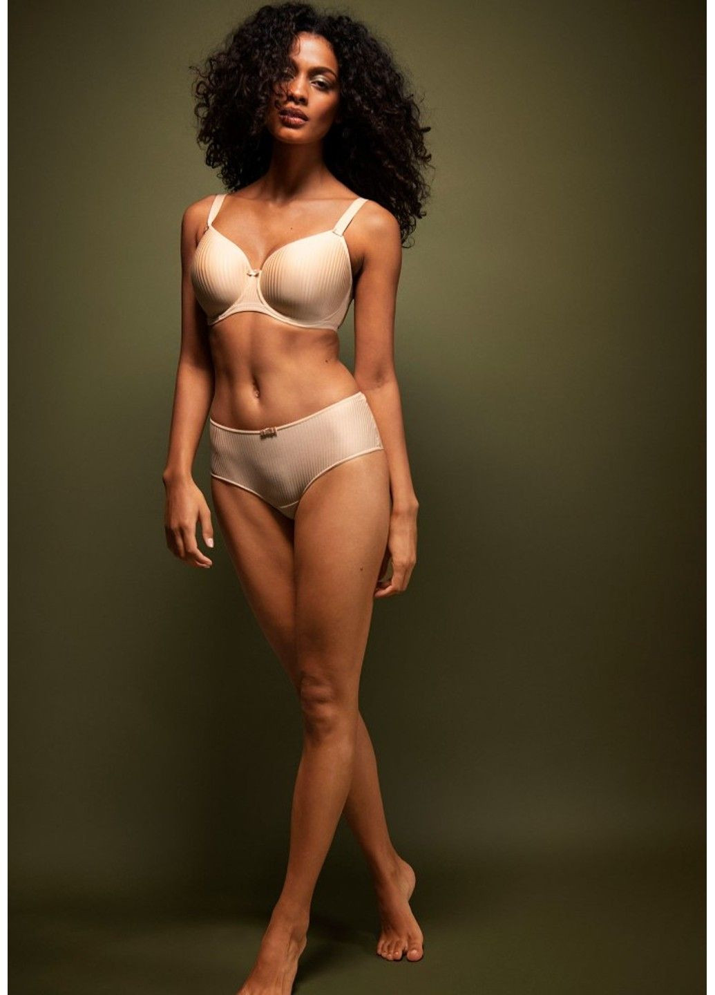 Бежевий балконет 1050 idol бюстгальтер Freya з кісточками мікрофібра