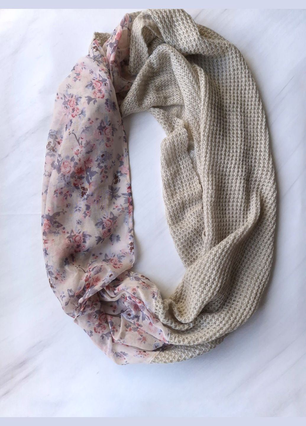 Шарф-снуд женский в цветочный принт комбинированный зима-весна-осень 196х82 см No Brand (317286484)