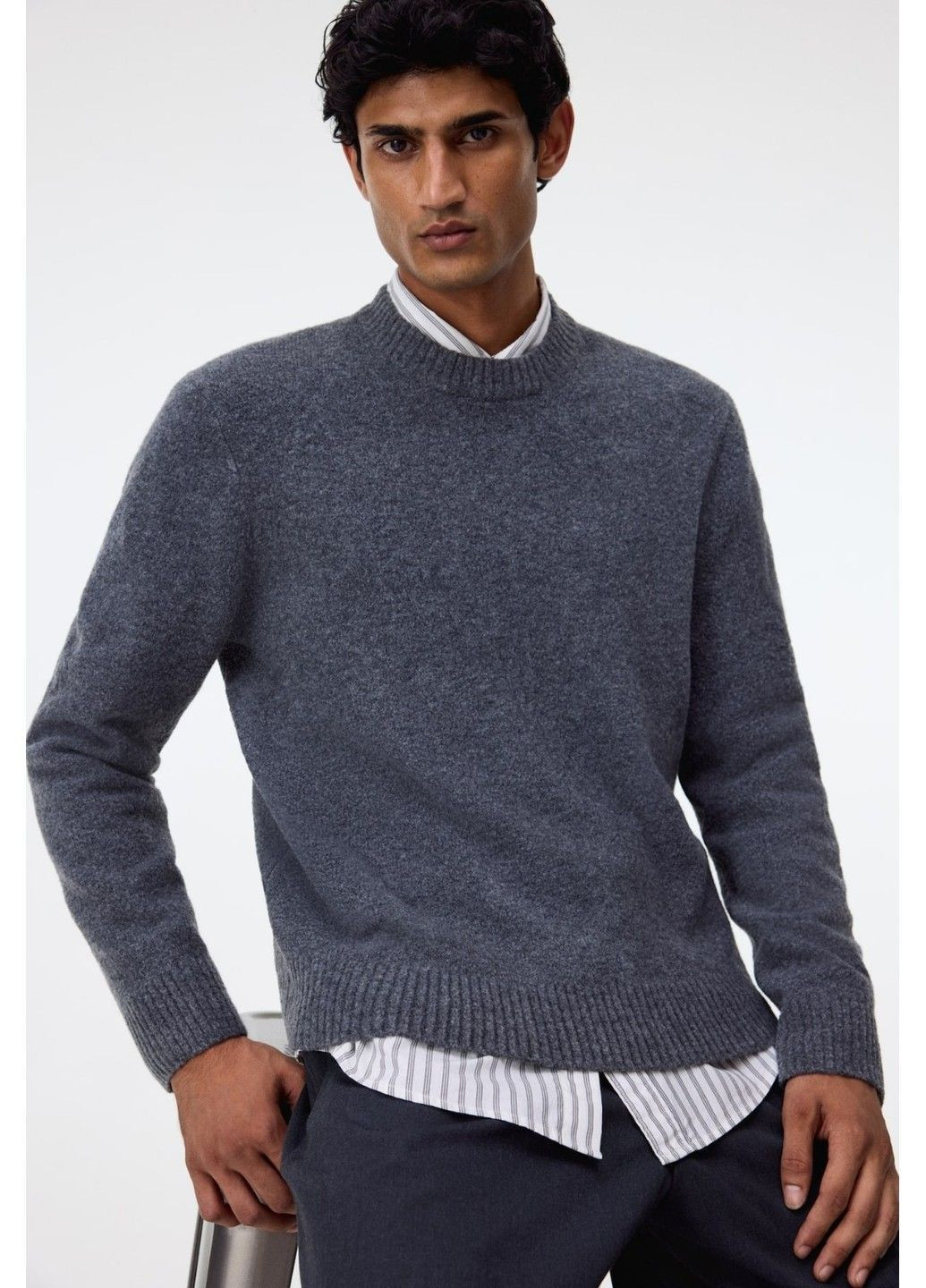 Темно-серый зимний мужской свитер regular fit (58743) s темно-серый H&M