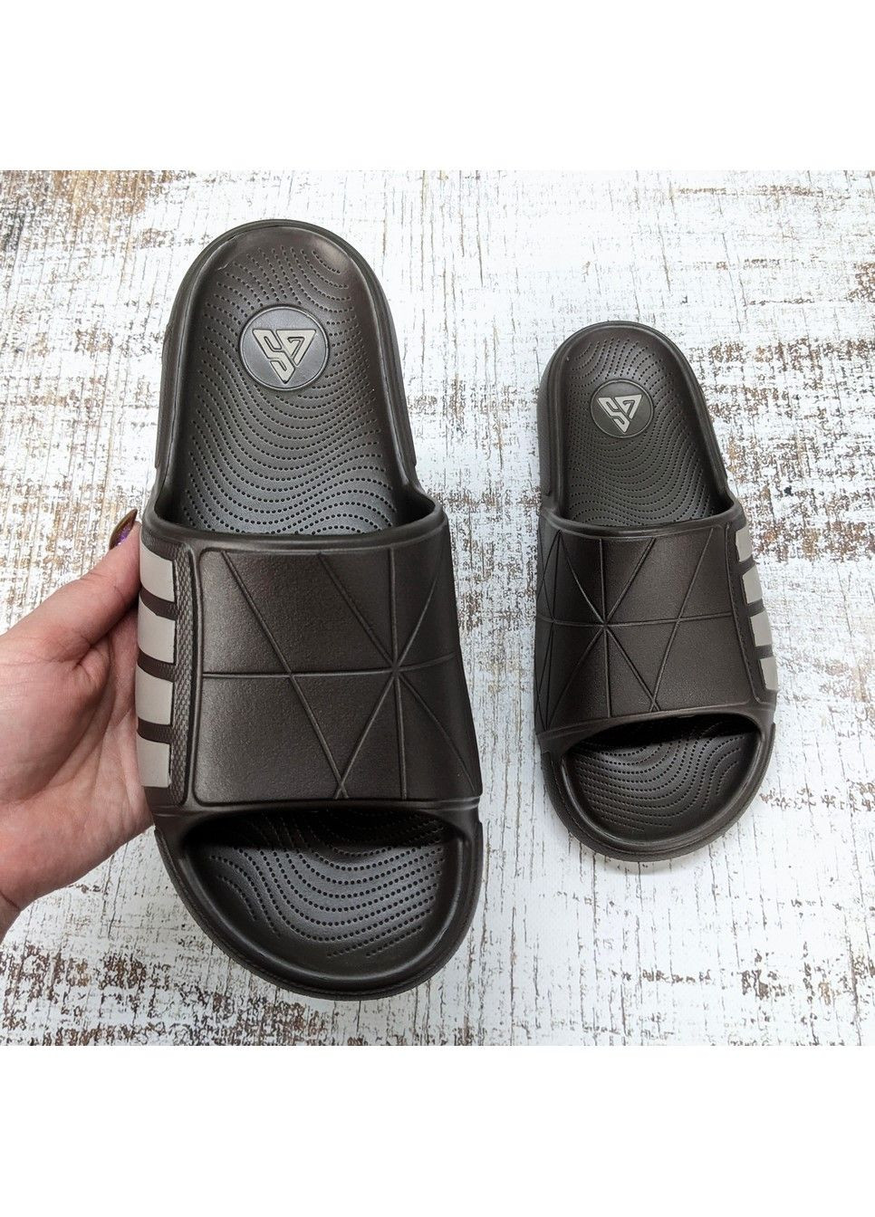 Шльопанці чоловічі сланці пінкові Gipanis (333802050)