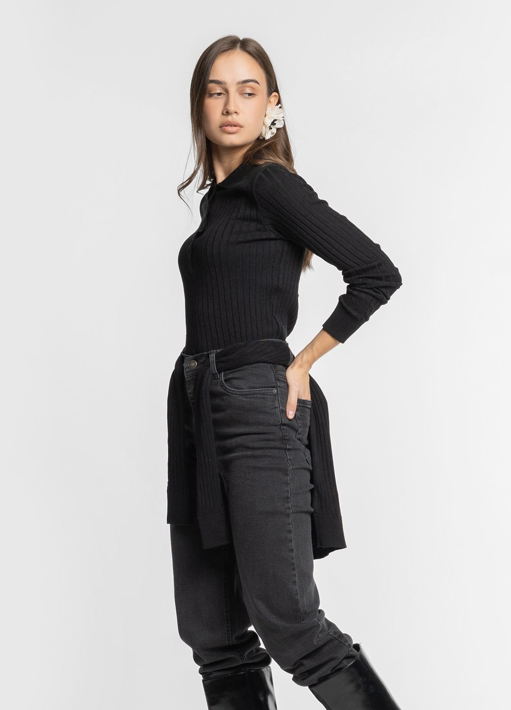 Черная женская футболка-поло женское черное Arber