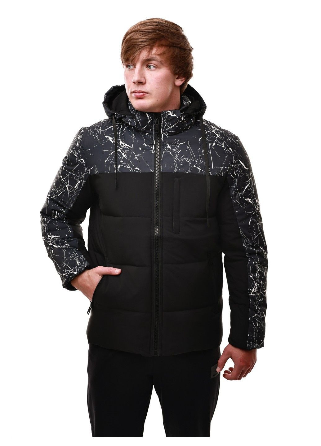 Чорна куртка зимова чоловіча BIHOR