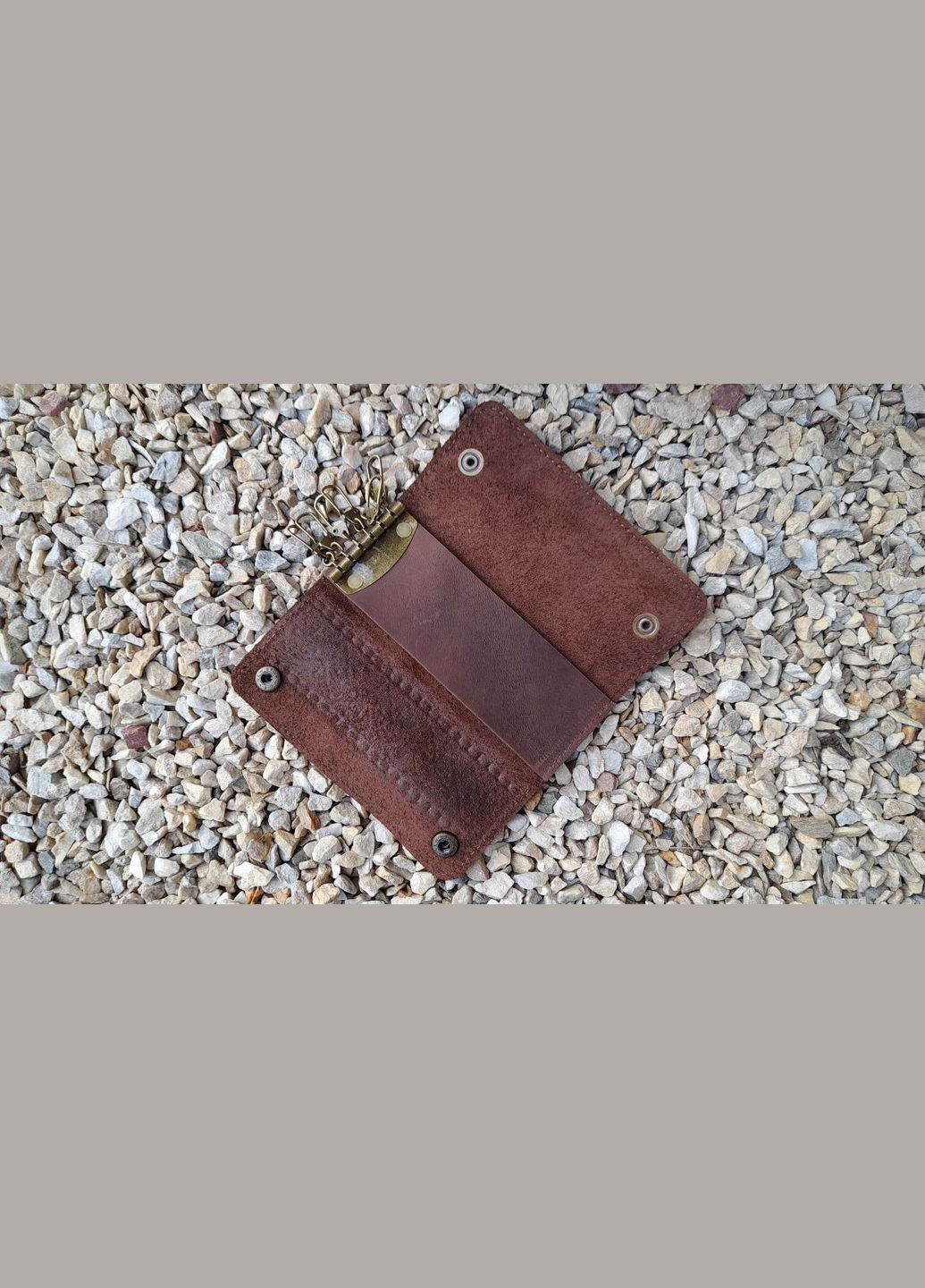 Ключниця кишенькова "Смужка" коричневий 14*6.5 см (10См-Кор) Гранд Презент (278259412)