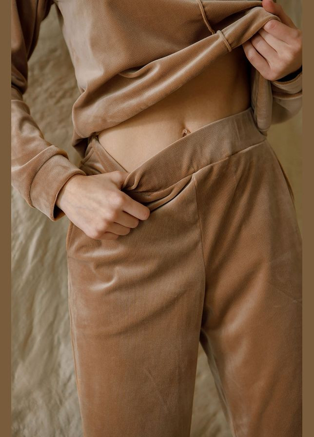 Жіночий комплект з джемпера та штанів з велюру (1793) Triko Bakh (333986492)