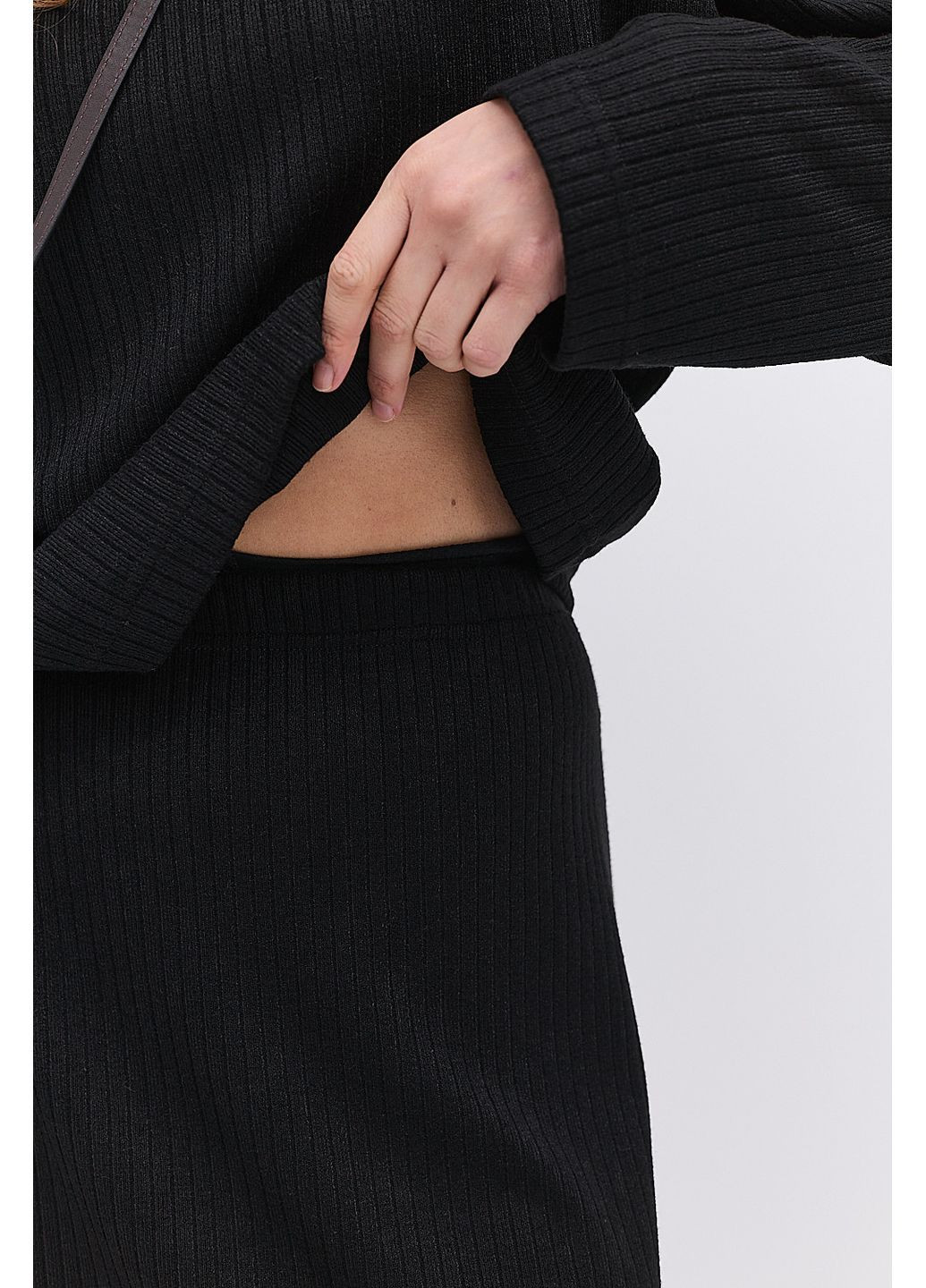 Женский трикотажный костюм с короткой коричневой юбкой Arjen (364967616)