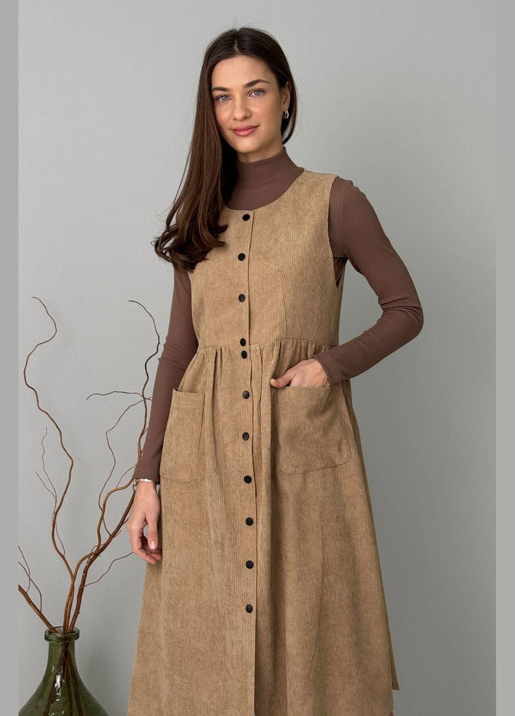 Бежевое платье Nenka