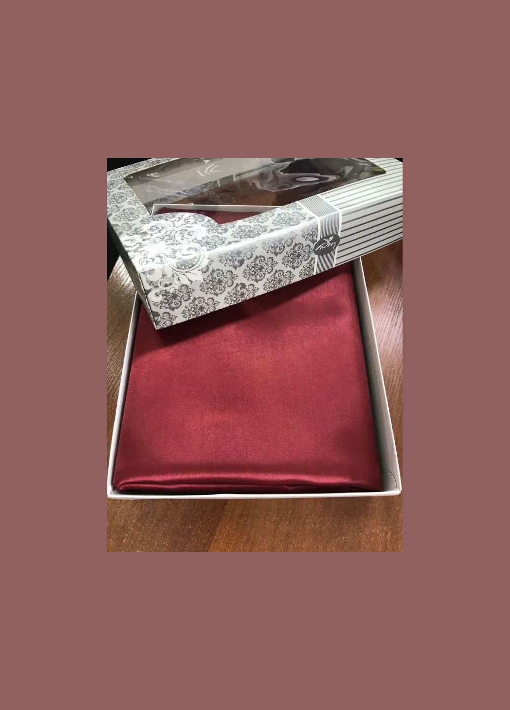 Атласне Бордове полуторне постільне білизна 145*210 з простирадлом на гумці та 4 наволочки Moka textile (308071673)