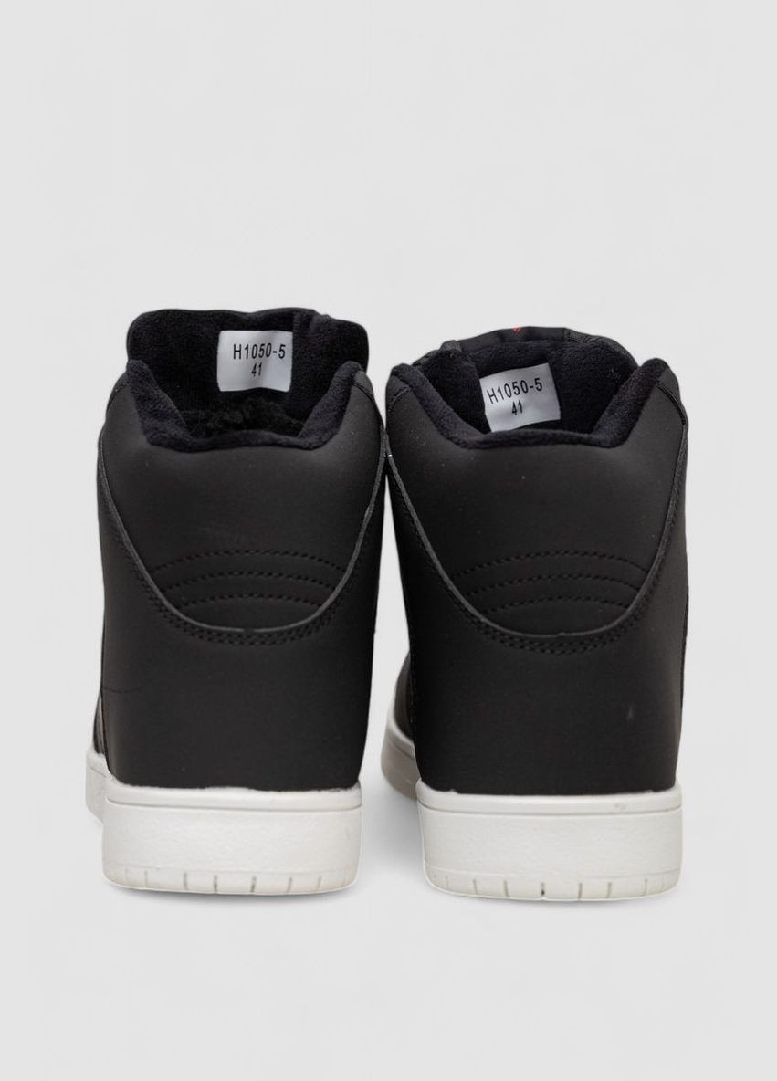 Черно-белые демисезонные кроссовки мужские зимние на меху Ager Кроссовки