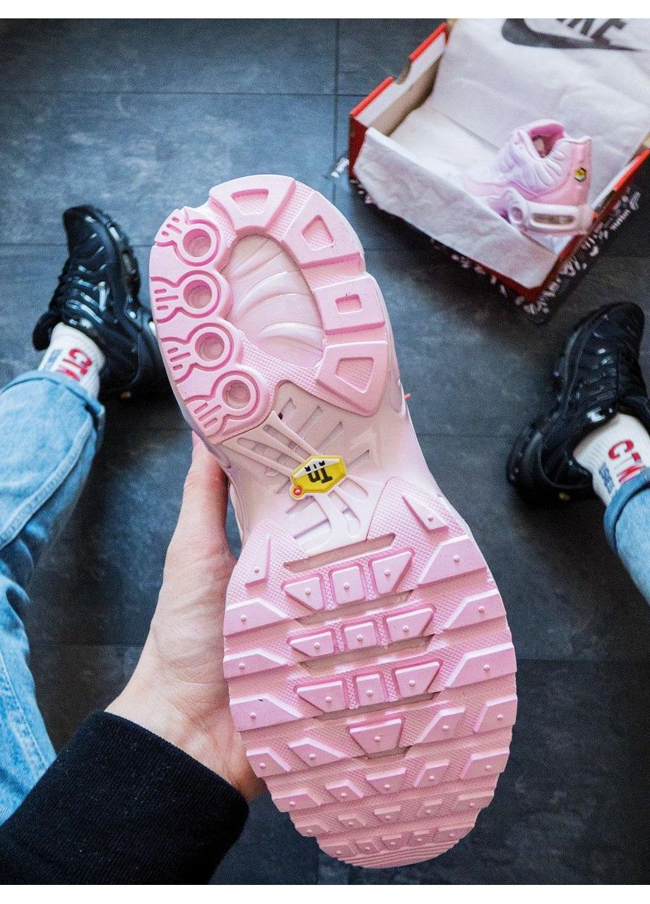 КРОССОВКИ ЖЕНСКИЕ NIKE AIR MAX PLUS TN PINK НАЙК АИР МАКС ТН ПЛЮС No Brand розовые демисезоны (367171986)