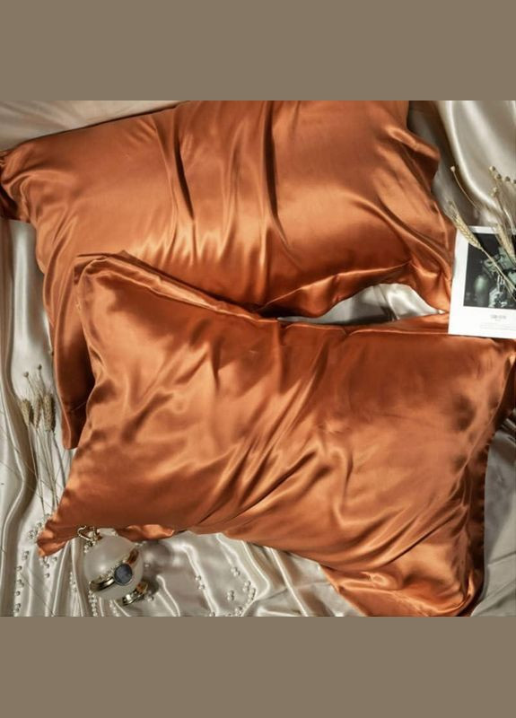 Атласное Зеленый бутылочный Полуторное постельное белье 145*210см и Дополнительные Бронзовые наволочки 2 шт Moka textile (308249914)