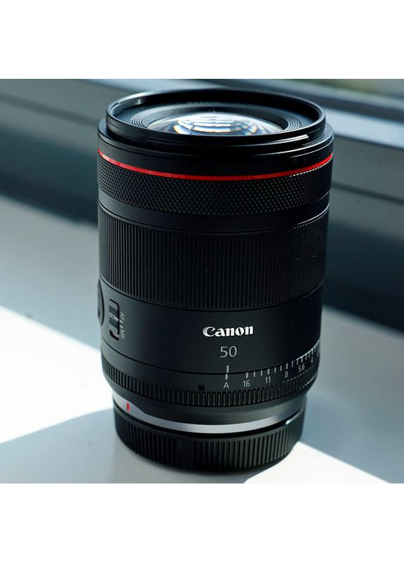 Объектив RF 50mm f/1.4 L VCM (6908C005) Canon (357210818)